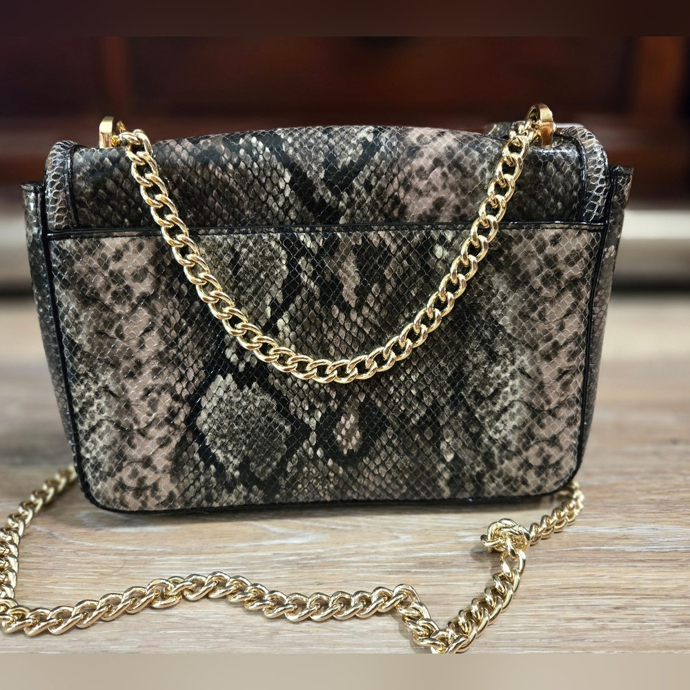 Victoria Secrets Purse - Picture 4 of 8